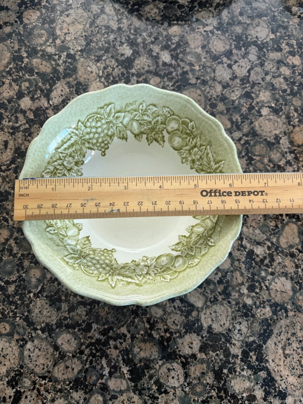 Green Fruit Wreath Ceramic Dinner Bowls and plates - Set of 2 - Picture 8 of 10